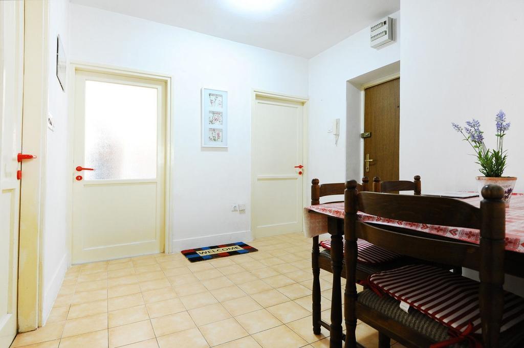 Split Central Lovely Flat Номер фото